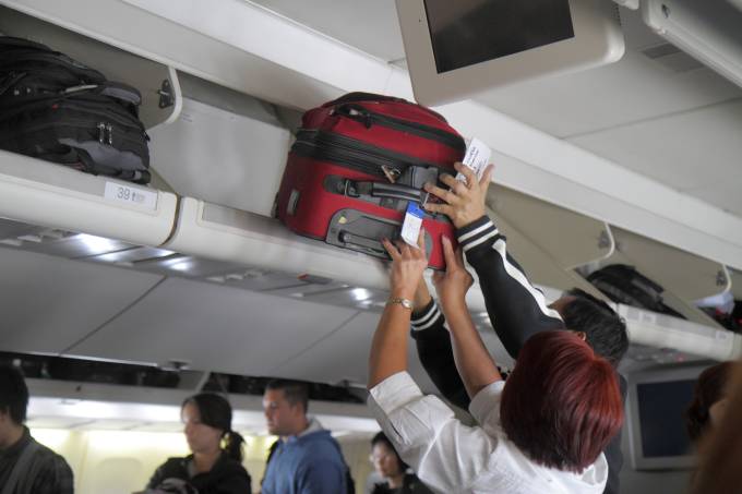 Leia mais sobre o artigo Aéreas passam a cobrar pela bagagem de mão
