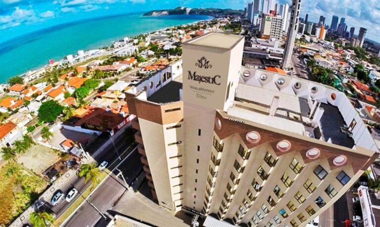 Leia mais sobre o artigo WorldHotels indica Majestic Ponta Negra entre melhores hotéis na praia